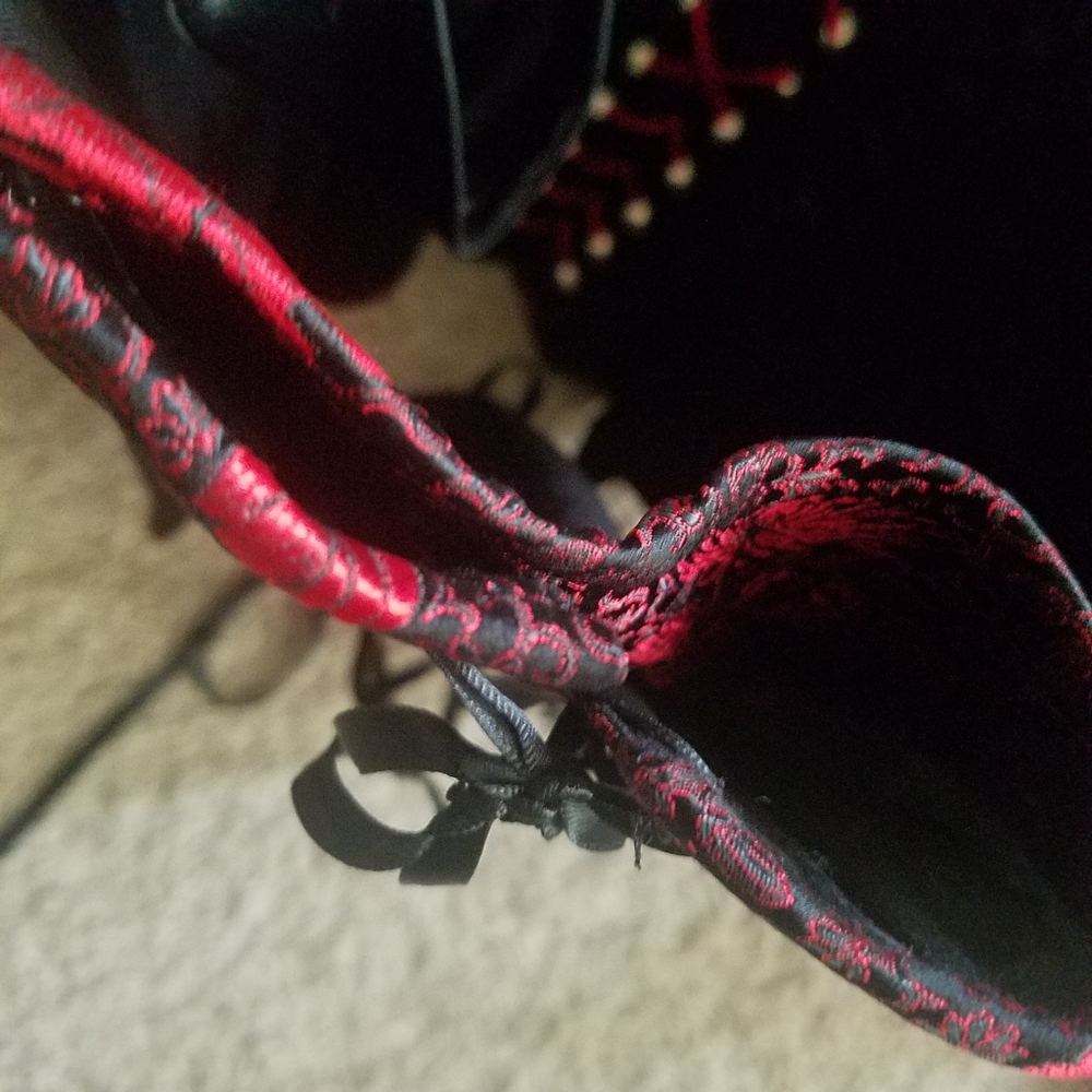 Heavy steel double boned corset. OOAK. - Picture 8 of 8